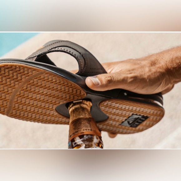 Reef Men's Phantoms TQT Flip-Flops Sandals, Black/Yellow, NWT, Size 10 (EUR 43) - Picture 9 of 10